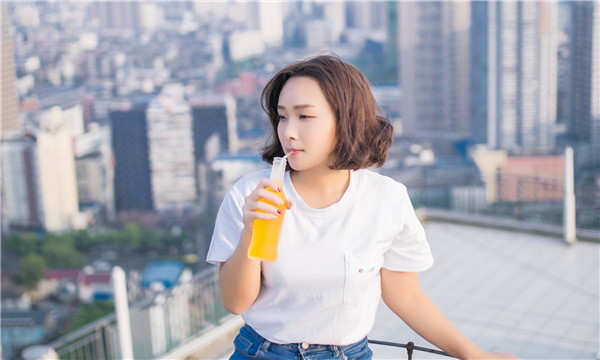 涪城关于试管代生助孕多少钱的详尽分析与指导